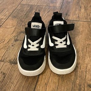 Vans Ultra Range size 13.5 boys